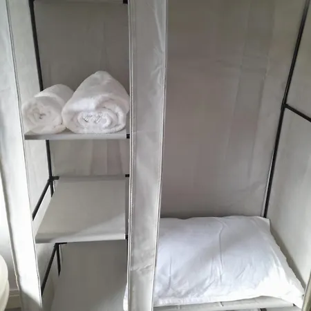 Calme Et Securise Apartman